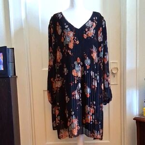 Dex Orange and Black Pleated Long Sleeve Top